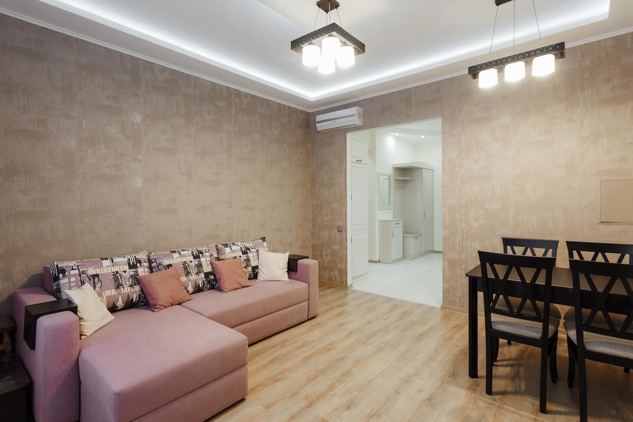 Arcadia Vip-Apartments In Golfstream Odessa Esterno foto