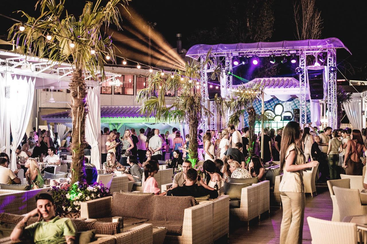 Arcadia Vip-Apartments In Golfstream Odessa Esterno foto
