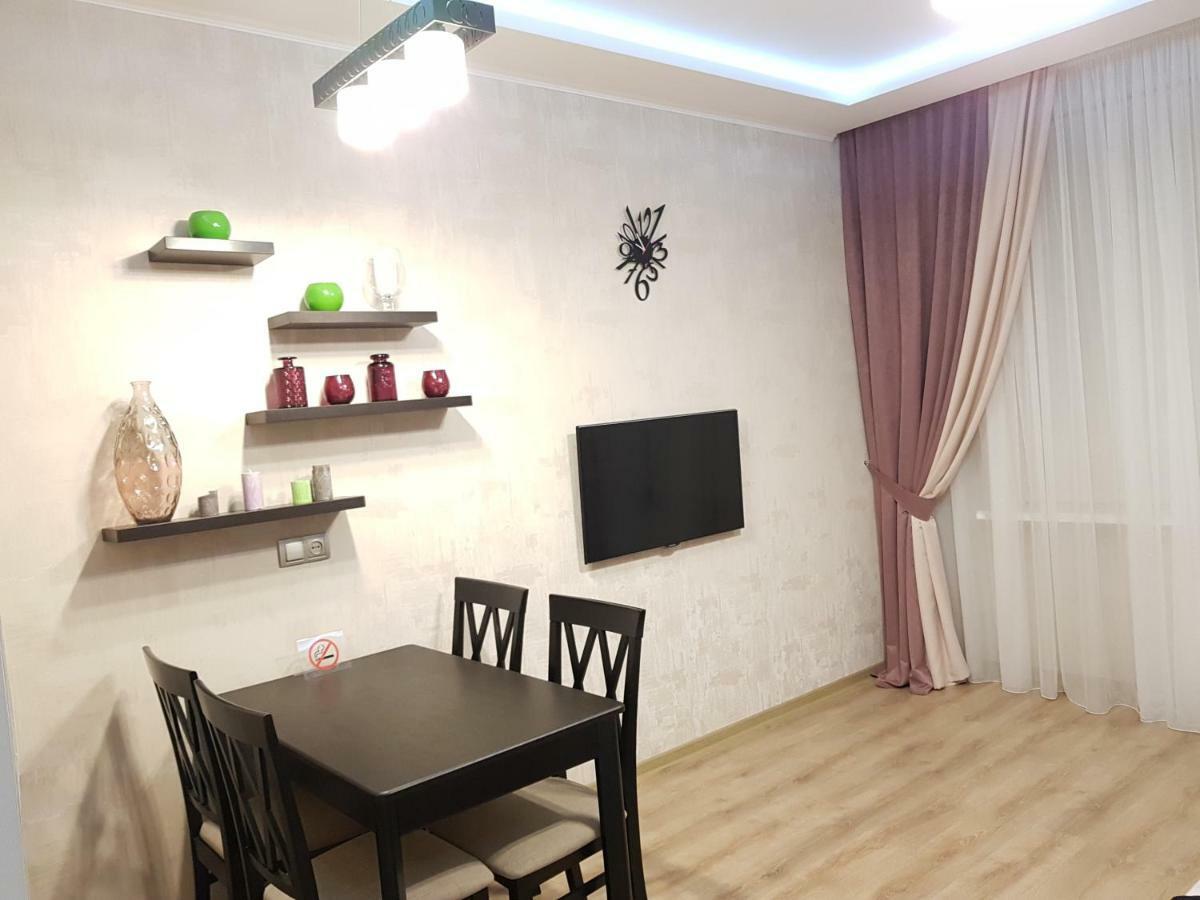 Arcadia Vip-Apartments In Golfstream Odessa Esterno foto
